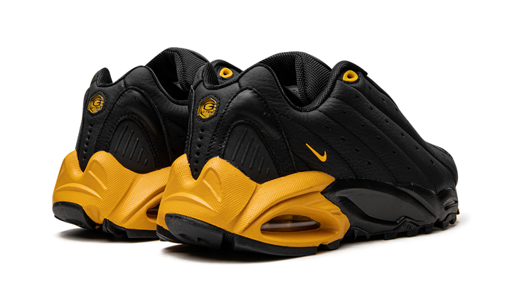 NIKE HOT STEP AIR TERRA DRAKE NOCTA BLACK UNIVERSITY GOLD