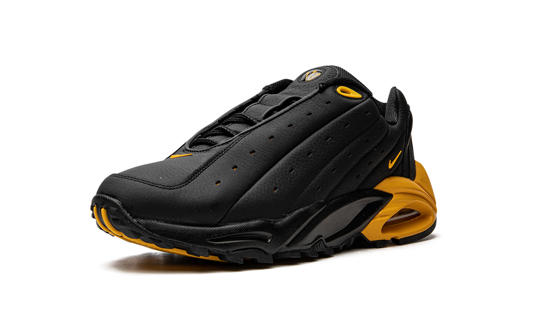 NIKE HOT STEP AIR TERRA DRAKE NOCTA BLACK UNIVERSITY GOLD