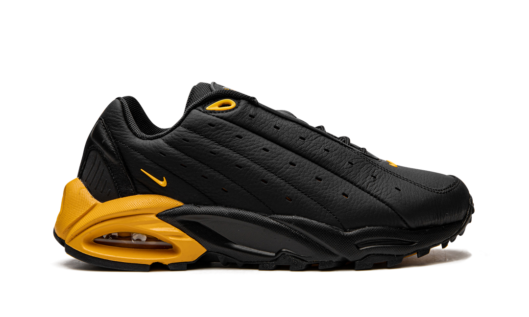 NIKE HOT STEP AIR TERRA DRAKE NOCTA BLACK UNIVERSITY GOLD