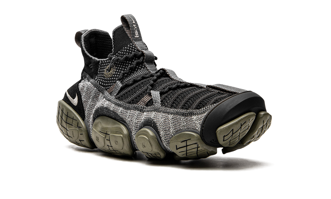 NIKE ISPA LINK BLACK MEDIUM OLIVE