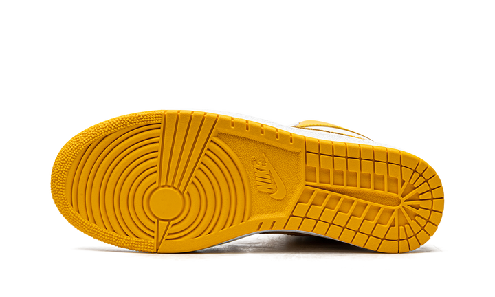 NIKE JORDAN AIR SHIP PE SP UNIVERSITY GOLD — Stock 