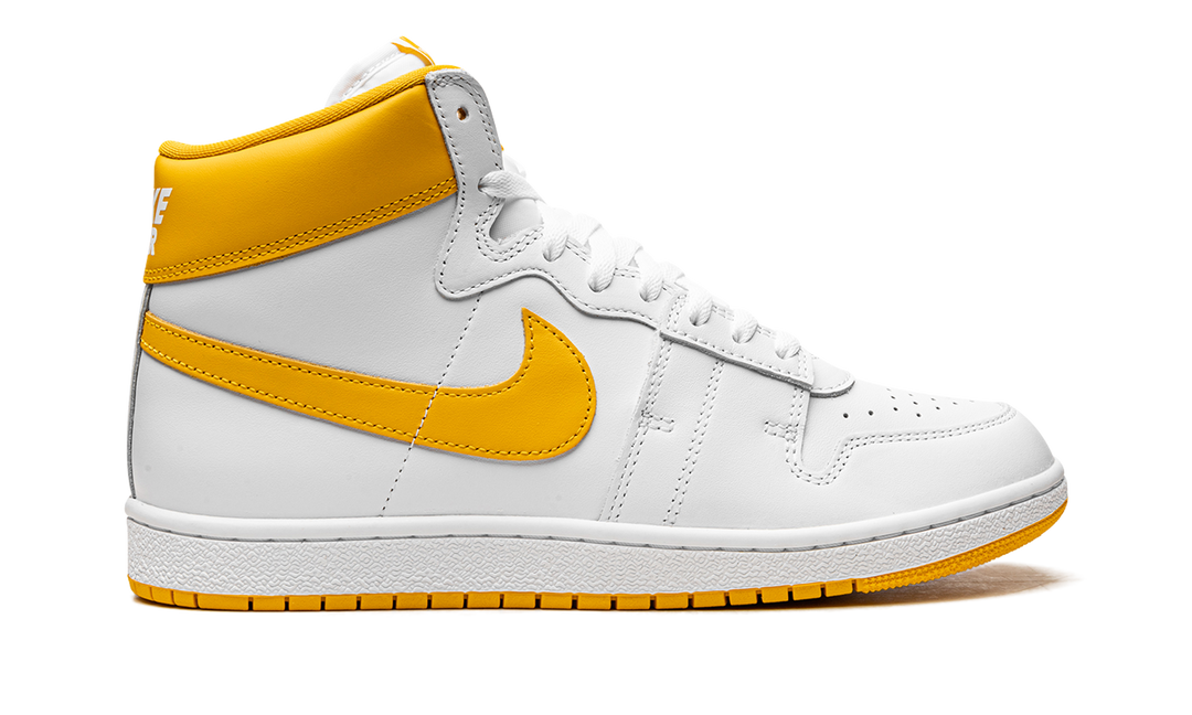 NIKE JORDAN AIR SHIP PE SP UNIVERSITY GOLD — Stock 