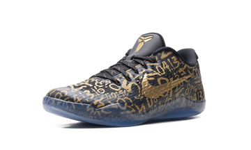 NIKE KOBE 11 PROTRO MAMBA DAY — Stock