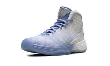 NIKE KOBE 3 CHRISTMAS (GS) — Stock