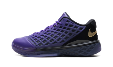 NIKE KOBE 3 LOW PROTRO FC BARCELONA — Stock