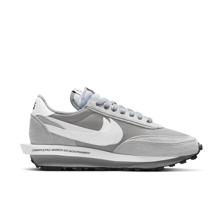 NIKE LDWAFFLE X FRAGMENT DESIGN X SACAI GREY