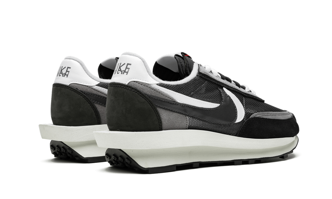 NIKE LDWAFFLE X SACAI BLACK