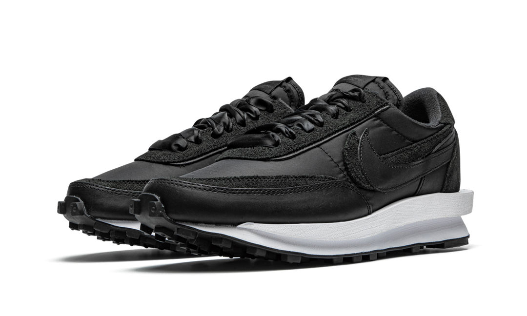 NIKE LDWAFFLE X SACAI BLACK WHITE