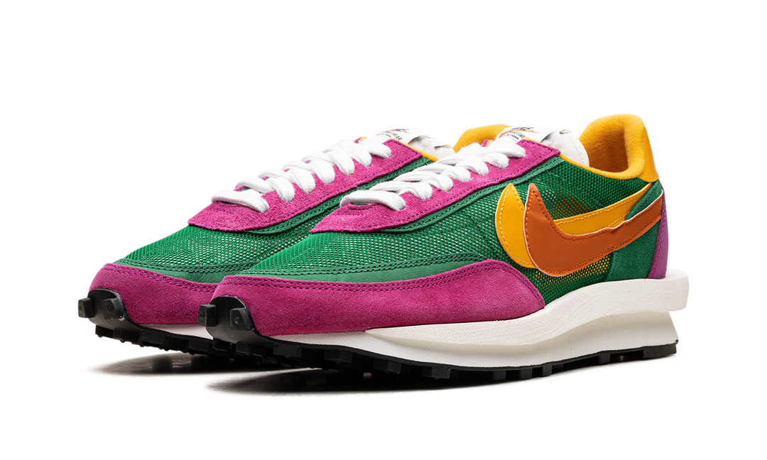 NIKE LDWAFFLE X SACAI GREEN PINK
