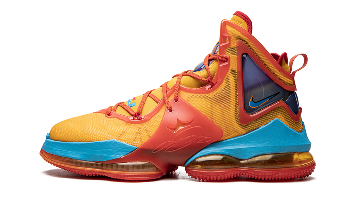 NIKE LEBRON 19 X SPACE JAM TUNE SQUAD