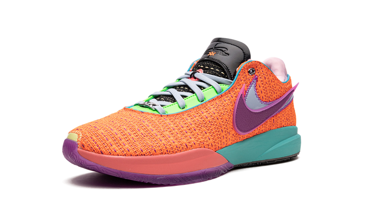 NIKE LEBRON 20 CHOSEN 1