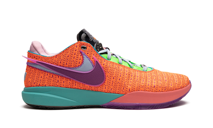 NIKE LEBRON 20 CHOSEN 1