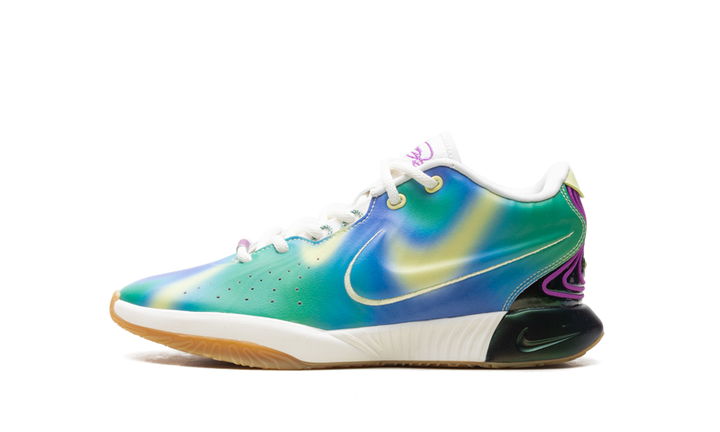 NIKE LEBRON 21 SE MOVIE NIGHT GS