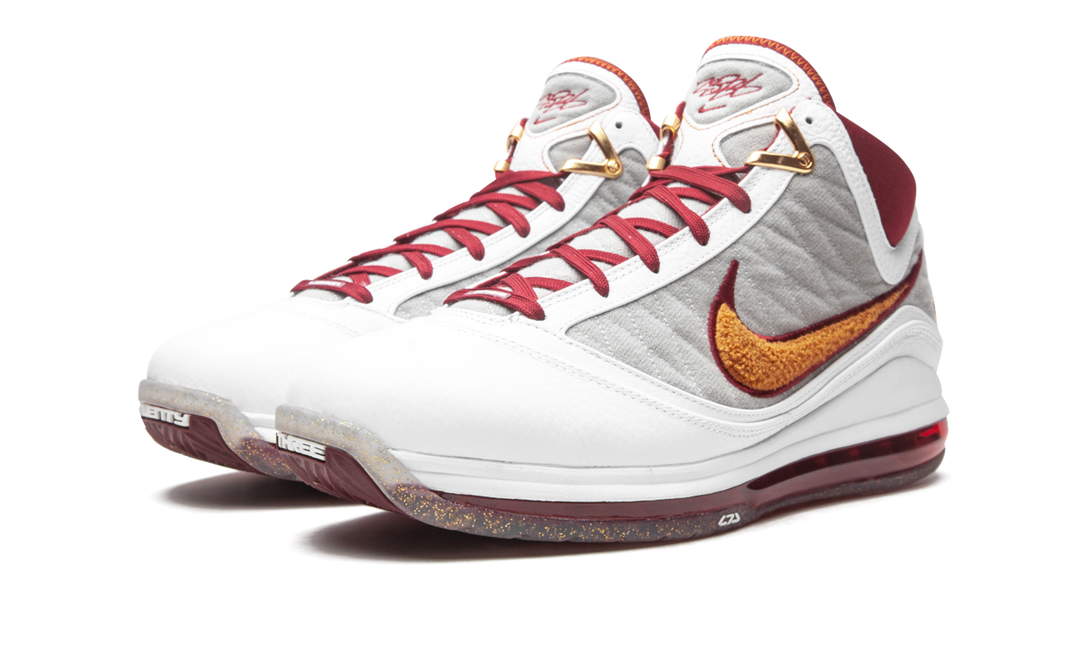 NIKE LEBRON 7 MVP (2020)