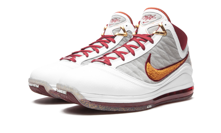 NIKE LEBRON 7 MVP (2020)