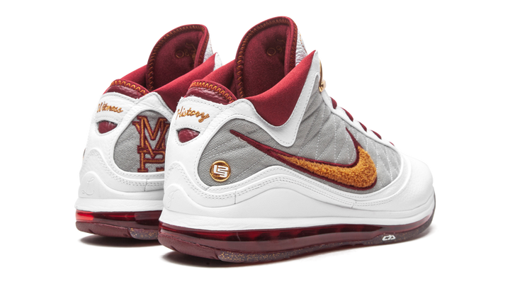 NIKE LEBRON 7 MVP (2020)