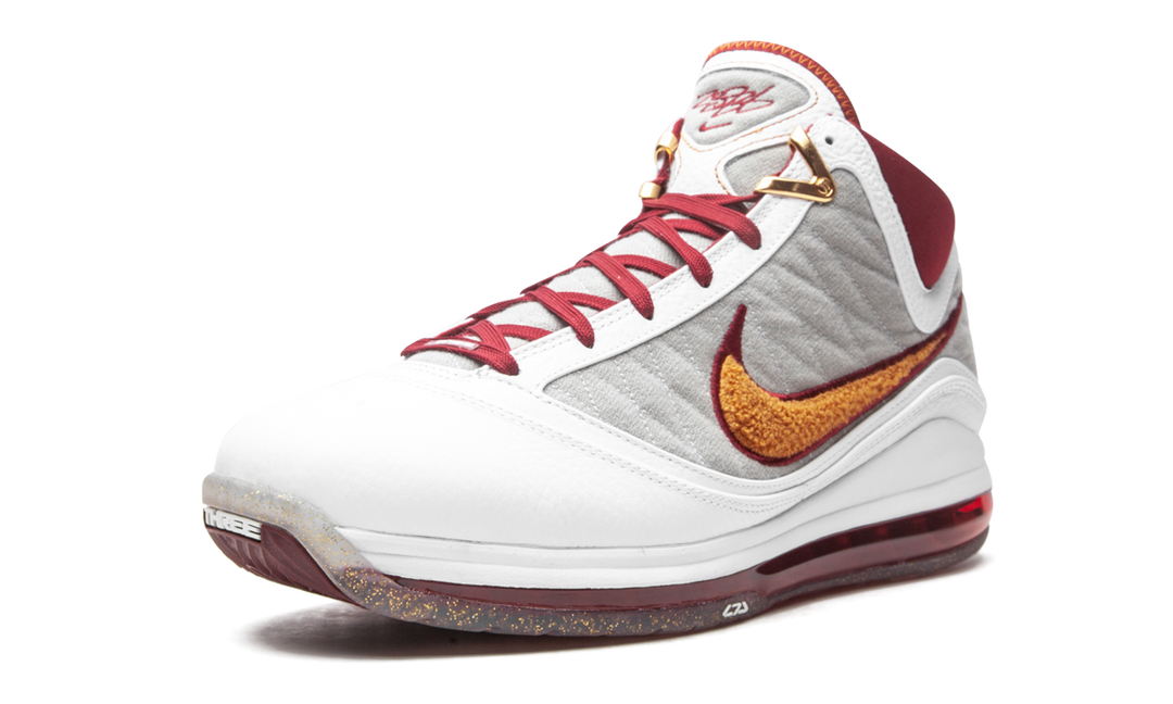 NIKE LEBRON 7 MVP (2020)