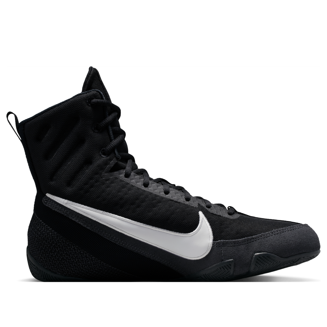 NIKE MACHOMAI 3 BLACK WHITE