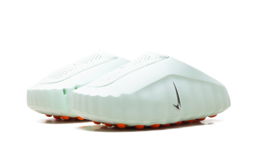 NIKE MIND 001 SLIDE BARELY GREEN WOMENS — Stock