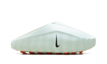 NIKE MIND 001 SLIDE BARELY GREEN WOMENS — Stock