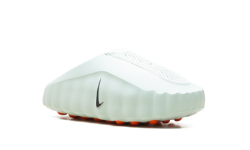 NIKE MIND 001 SLIDE BARELY GREEN WOMENS — Stock