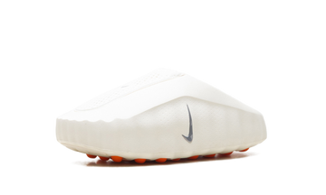 NIKE MIND 001 SLIDE SAIL — Stock