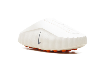 NIKE MIND 001 SLIDE SAIL — Stock