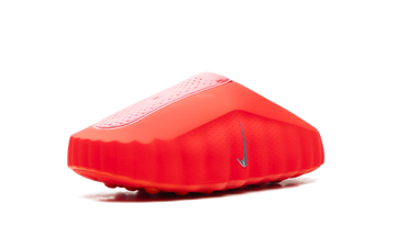 NIKE MIND 001 SLIDE SOLAR RED — Stock