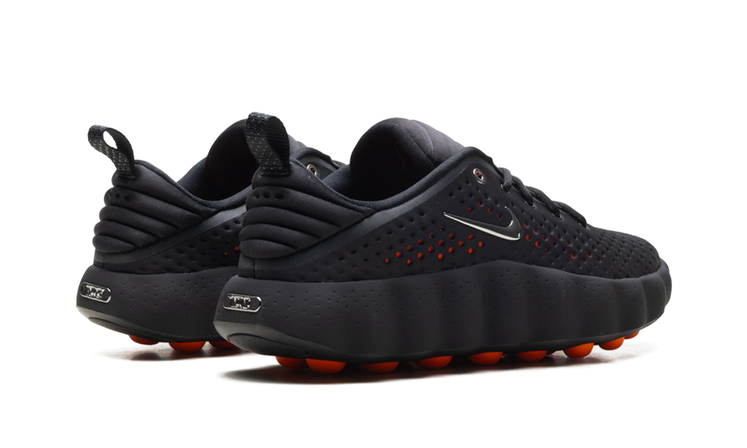 NIKE MIND 002 BLACK HYPER CRIMSON