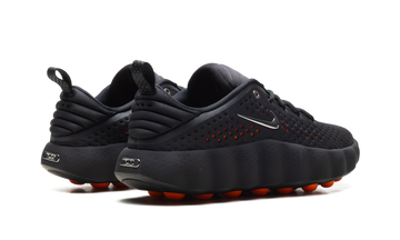 NIKE MIND 002 BLACK HYPER CRIMSON — Stock