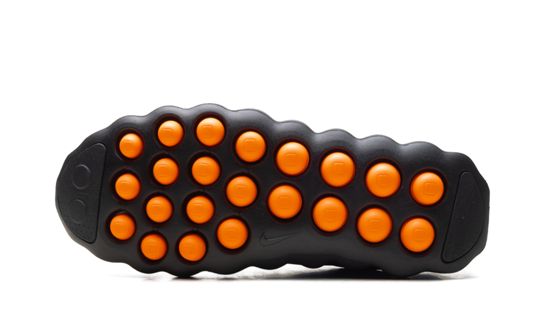 NIKE MIND 002 BLACK HYPER CRIMSON