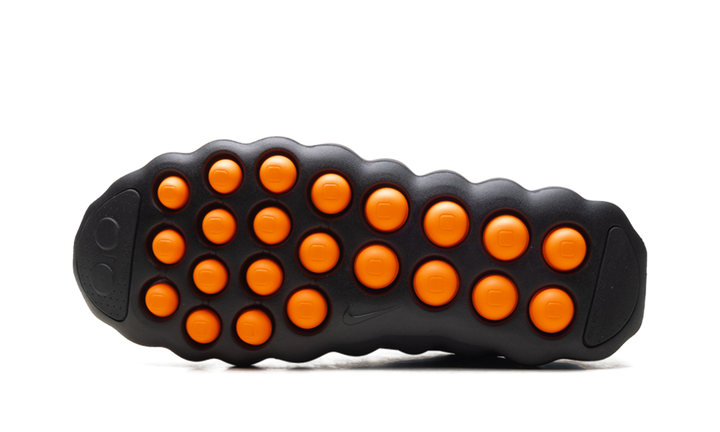 NIKE MIND 002 BLACK HYPER CRIMSON