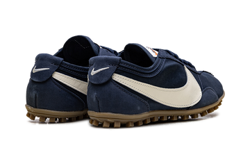 NIKE MOON SHOE MIDNIGHT NAVY GUM WOMENS — Stock