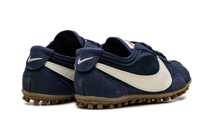 NIKE MOON SHOE MIDNIGHT NAVY GUM WOMENS