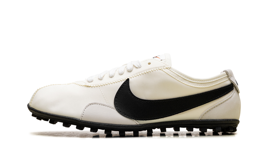 NIKE MOON SHOE SOFT PEARL BLACK WOMENS — Stock 