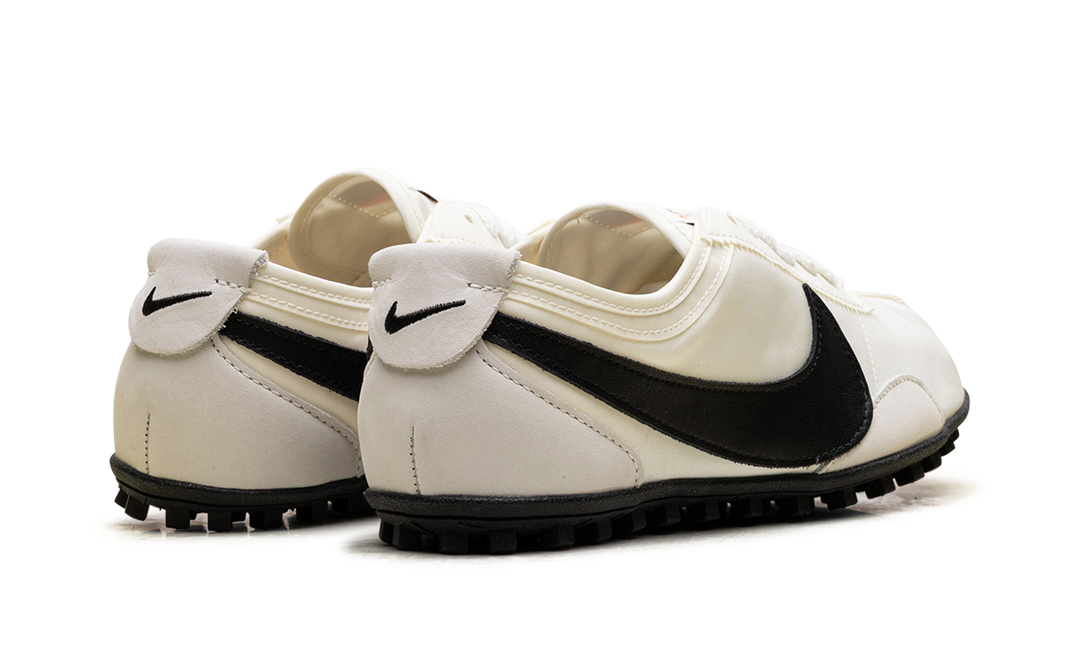 NIKE MOON SHOE SOFT PEARL BLACK WOMENS — Stock 