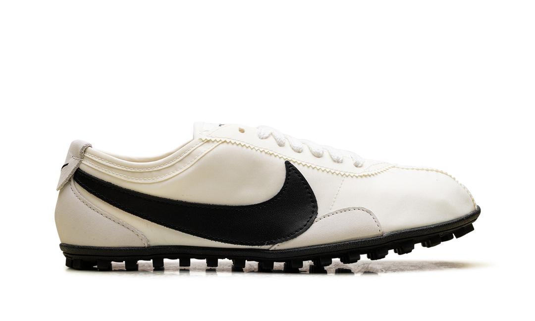 NIKE MOON SHOE SOFT PEARL BLACK WOMENS — Stock 