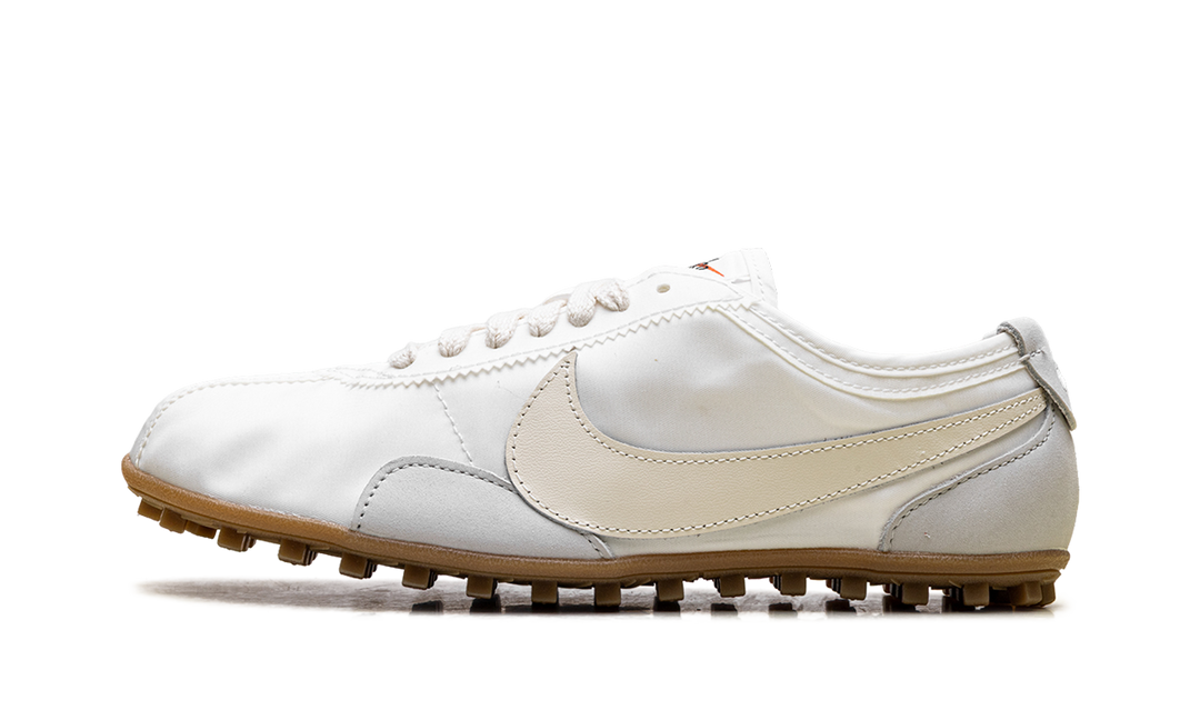 NIKE MOON SHOE WHITE SOFT PEARL GUM (WOMEN&