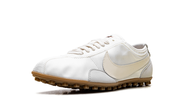 NIKE MOON SHOE WHITE SOFT PEARL GUM (WOMEN&