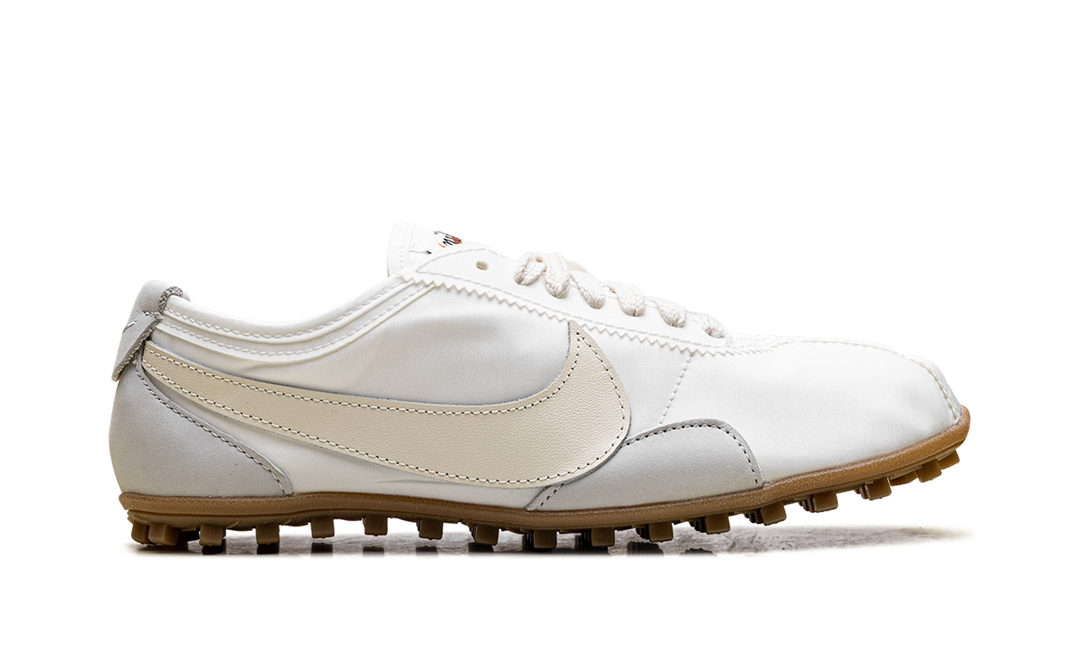 NIKE MOON SHOE WHITE SOFT PEARL GUM (WOMEN&