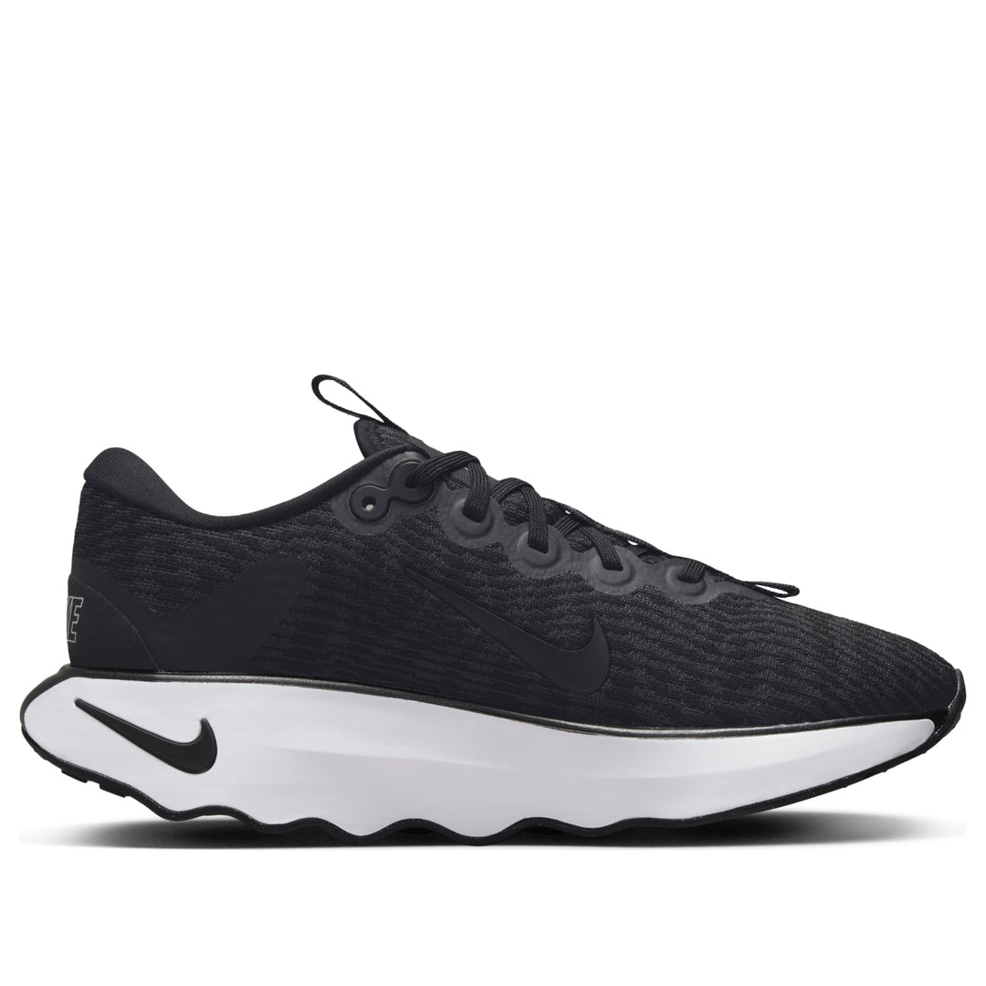 NIKE MOTIVA BLACK WHITE WOMENS