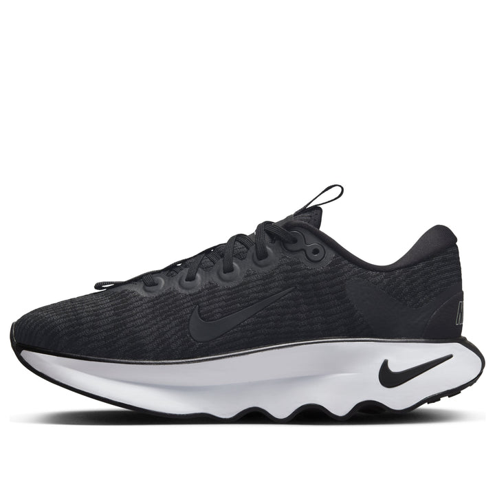 NIKE MOTIVA BLACK WHITE WOMENS
