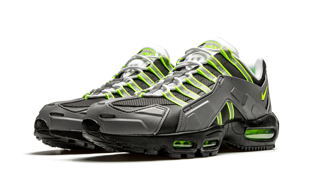 NIKE NDSTRKT AIR MAX 95 NEON