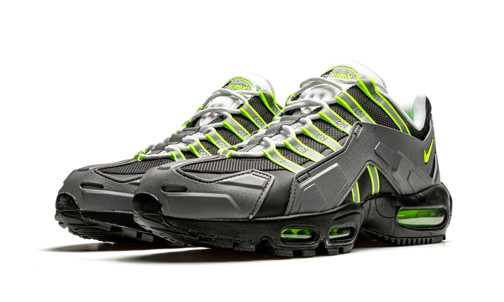 NIKE NDSTRKT AIR MAX 95 NEON