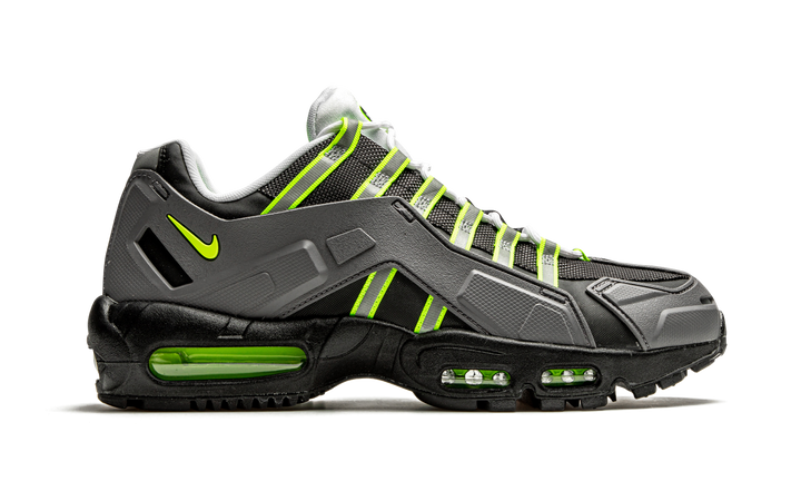 NIKE NDSTRKT AIR MAX 95 NEON