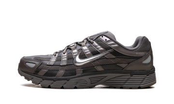NIKE P-6000 'CAVE STONE METALLIC SILVER' — Stock
