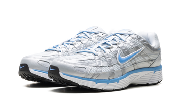 NIKE P-6000 'METALLIC PLATINUM UNIVERSITY BLUE' — Stock