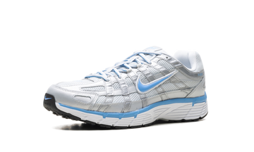 NIKE P-6000 'METALLIC PLATINUM UNIVERSITY BLUE' — Stock