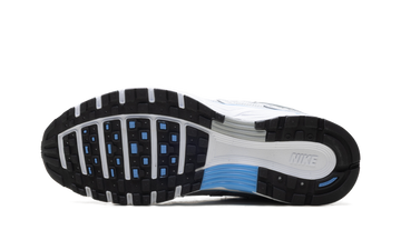 NIKE P-6000 'METALLIC PLATINUM UNIVERSITY BLUE' — Stock