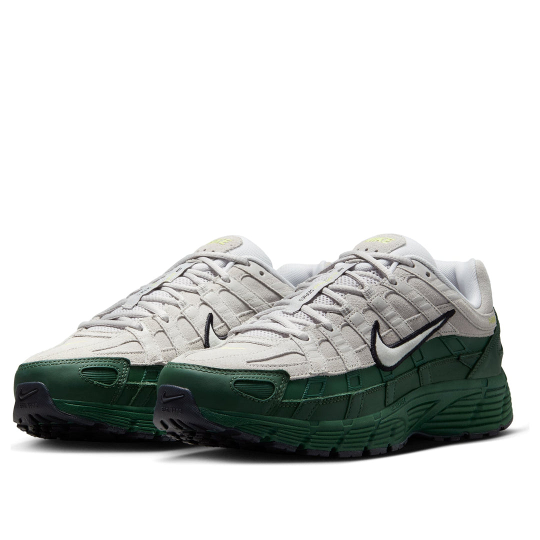 NIKE P-6000 PREMIUM &